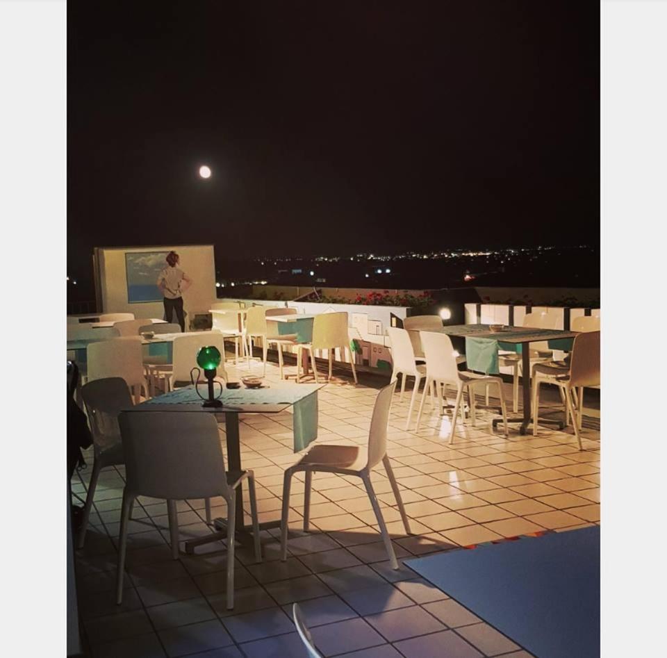 Hotel Intervallo 토레 라필로 외부 사진